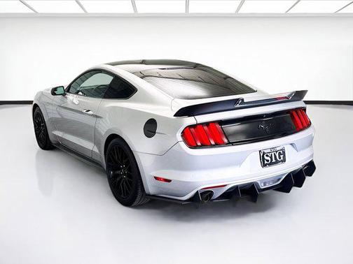 2016 Ford Mustang V6