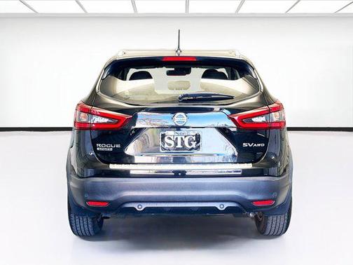 2020 Nissan Rogue Sport SV