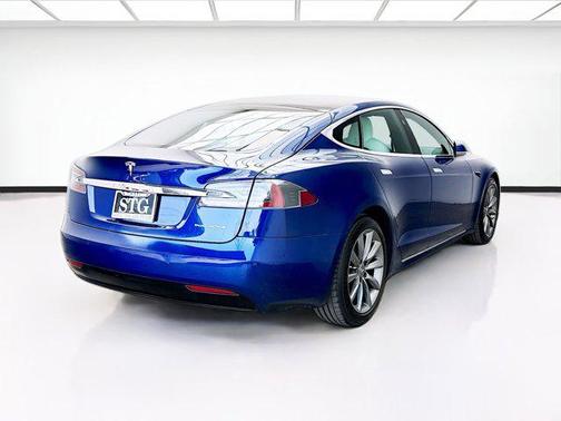 2021 Tesla Model S Long Range