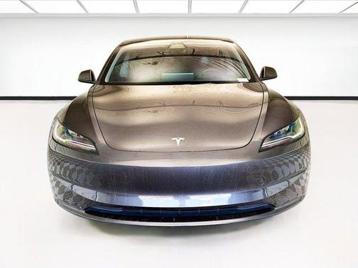 Stealth Gray 2024 Tesla Model 3 Standard Range