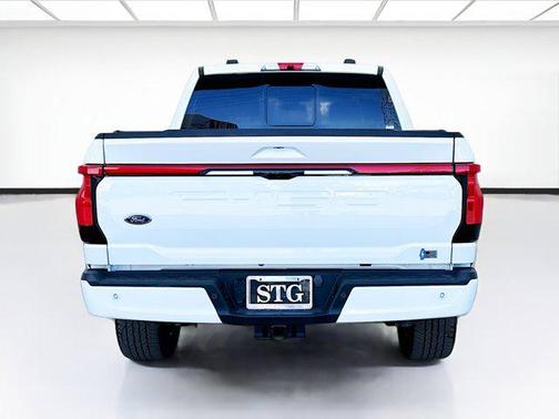 2023 Ford F-150 Lightning LARIAT
