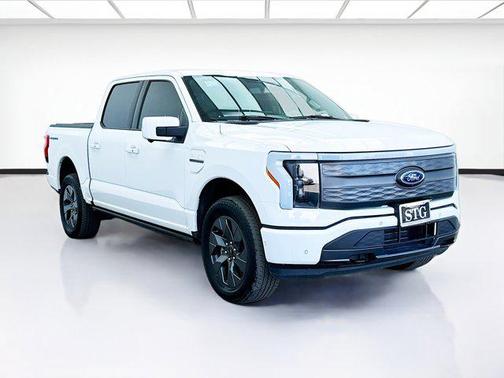 2023 Ford F-150 Lightning LARIAT