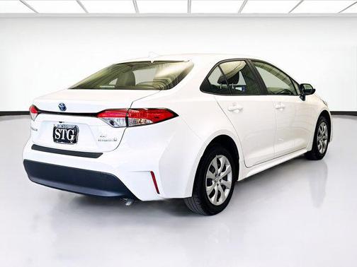 2024 Toyota Corolla Hybrid LE