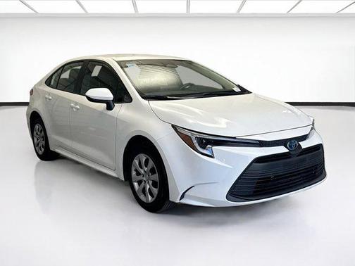 2024 Toyota Corolla Hybrid LE