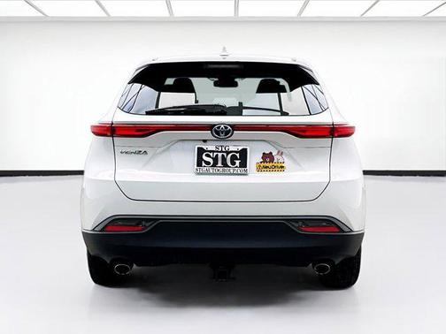 2023 Toyota Venza LE