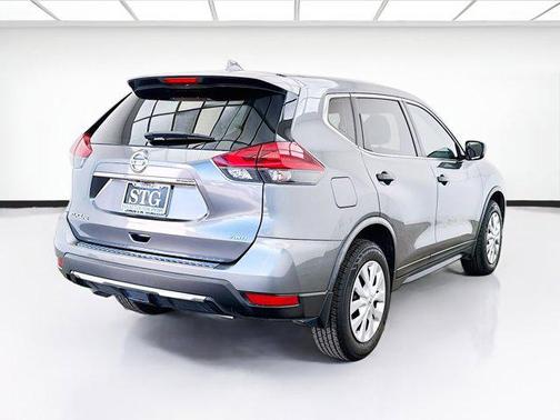 Gun Metallic 2018 Nissan Rogue S