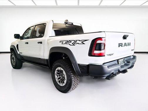 Diamond Black Crystal Pearlcoat 2023 RAM 1500 TRX