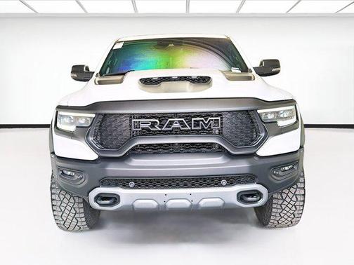 Diamond Black Crystal Pearlcoat 2023 RAM 1500 TRX
