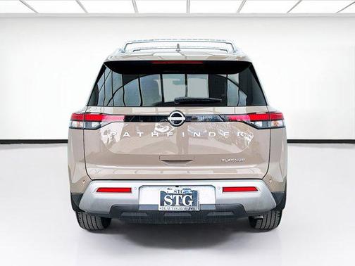 2024 Nissan Pathfinder Platinum FWD
