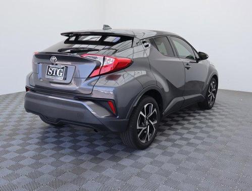 Photo 4 of 25 of 2019 Toyota C-HR Limited