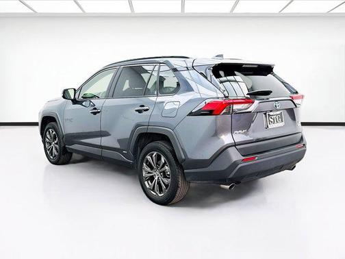 2023 Toyota RAV4 Hybrid XLE Premium