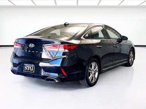 2018 Hyundai SONATA Sport