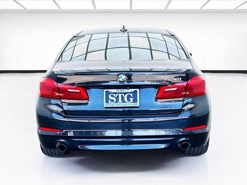 2019 BMW 530 530i