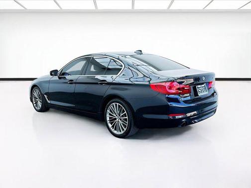 2019 BMW 530 530i