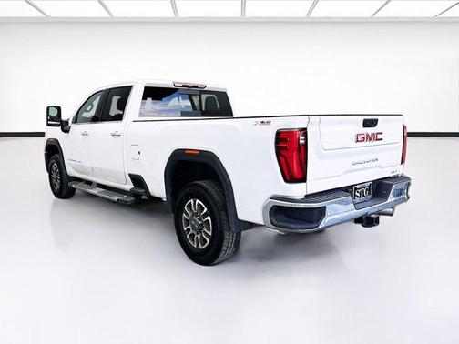 Summit White 2024 GMC Sierra 2500 SLT