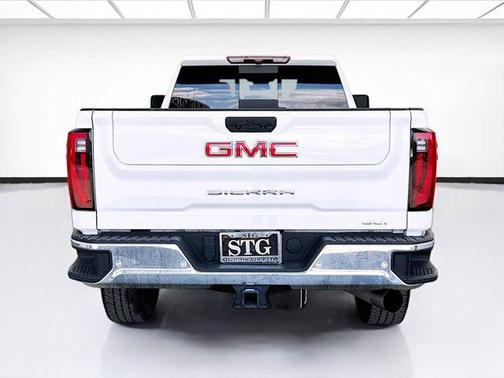 Summit White 2024 GMC Sierra 2500 SLT
