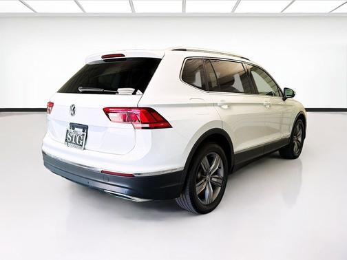 Pure White 2021 Volkswagen Tiguan 2.0T SEL