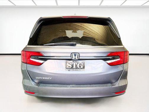 Modern Steel Metallic 2022 Honda Odyssey EX