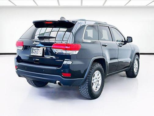 2019 Jeep Grand Cherokee Laredo