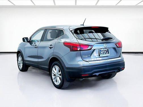 2017 Nissan Rogue Sport S