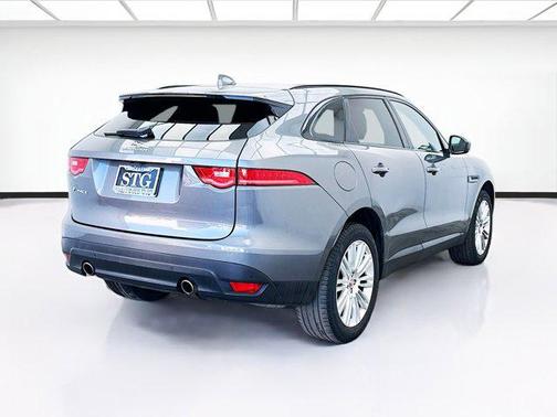 2017 Jaguar F-PACE 35t Premium
