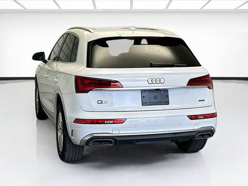 2023 Audi Q5 45 S line Premium