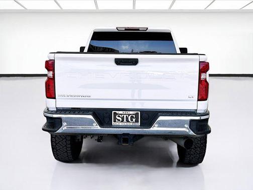 Summit White 2021 Chevrolet Silverado 2500 LT