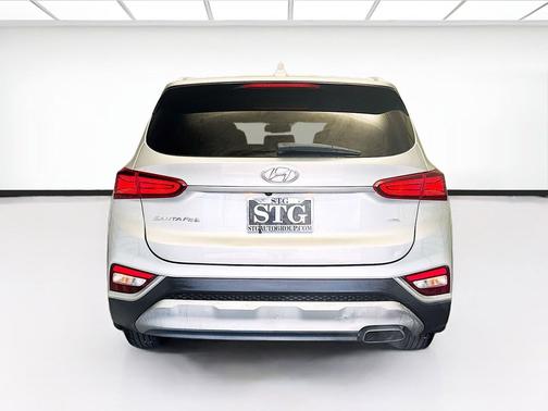 Shimmering Silver Pearl 2020 Hyundai SANTA FE SEL 2.4