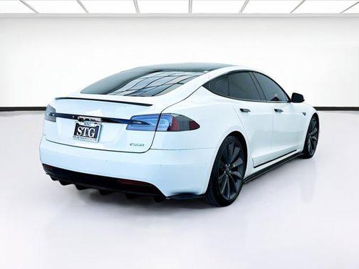 2016 Tesla Model S P90D