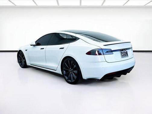 2016 Tesla Model S P90D
