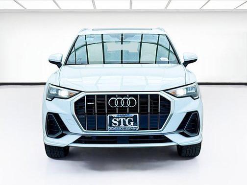 2021 Audi Q3 45 S line Premium