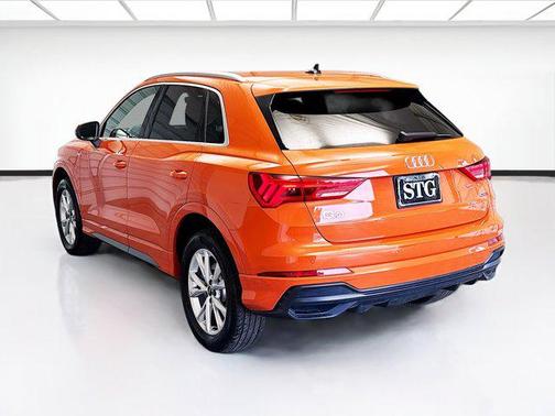 2022 Audi Q3 45 S line Premium