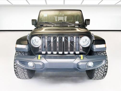 Black Clearcoat 2021 Jeep Gladiator Sport