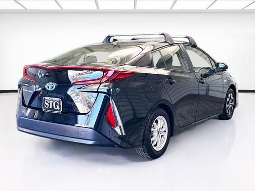 2022 Toyota Prius Prime LE
