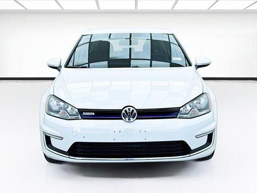 2016 Volkswagen e-Golf SE