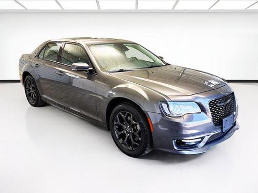 2022 Chrysler 300 Touring