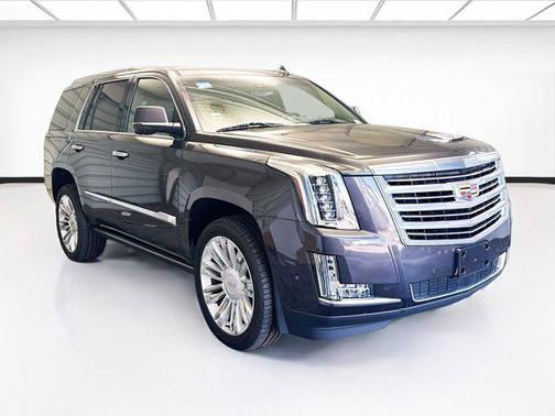 2017 Cadillac Escalade Platinum