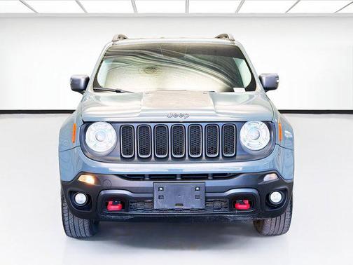 2017 Jeep Renegade Trailhawk