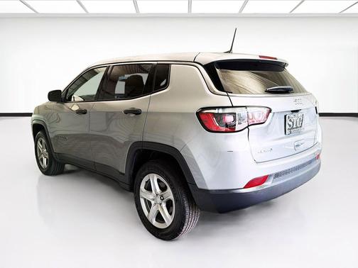 Billet Silver Metallic Clearcoat 2023 Jeep Compass Sport