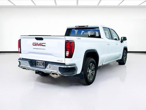 2023 GMC Sierra 1500 SLE