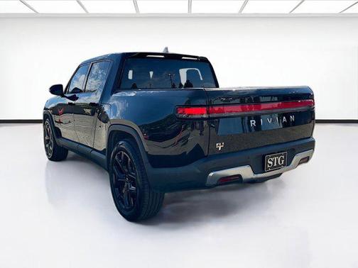 2022 Rivian R1T Adventure