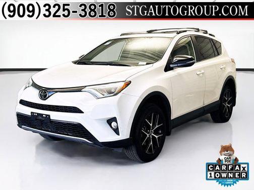 2017 Toyota RAV4 SE