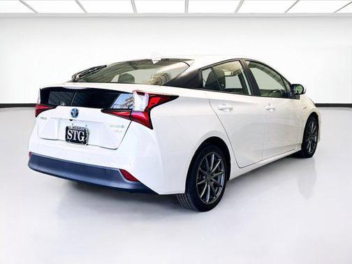 2022 Toyota Prius XLE