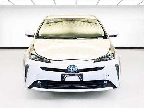 2022 Toyota Prius XLE