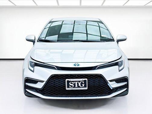 2024 Toyota Corolla Hybrid SE