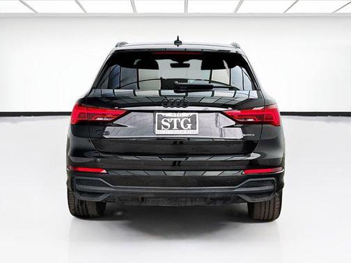 2024 Audi Q3 45 S line Premium Plus