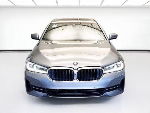 2021 BMW 530 530i