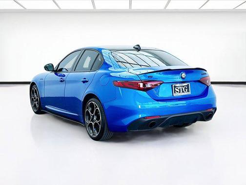 2022 Alfa Romeo Giulia Veloce