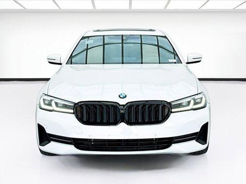 2021 BMW 530 530i