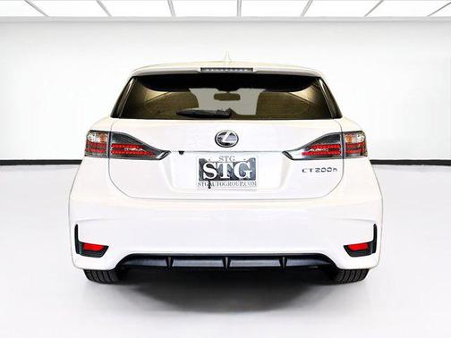 2017 Lexus CT 200h Base